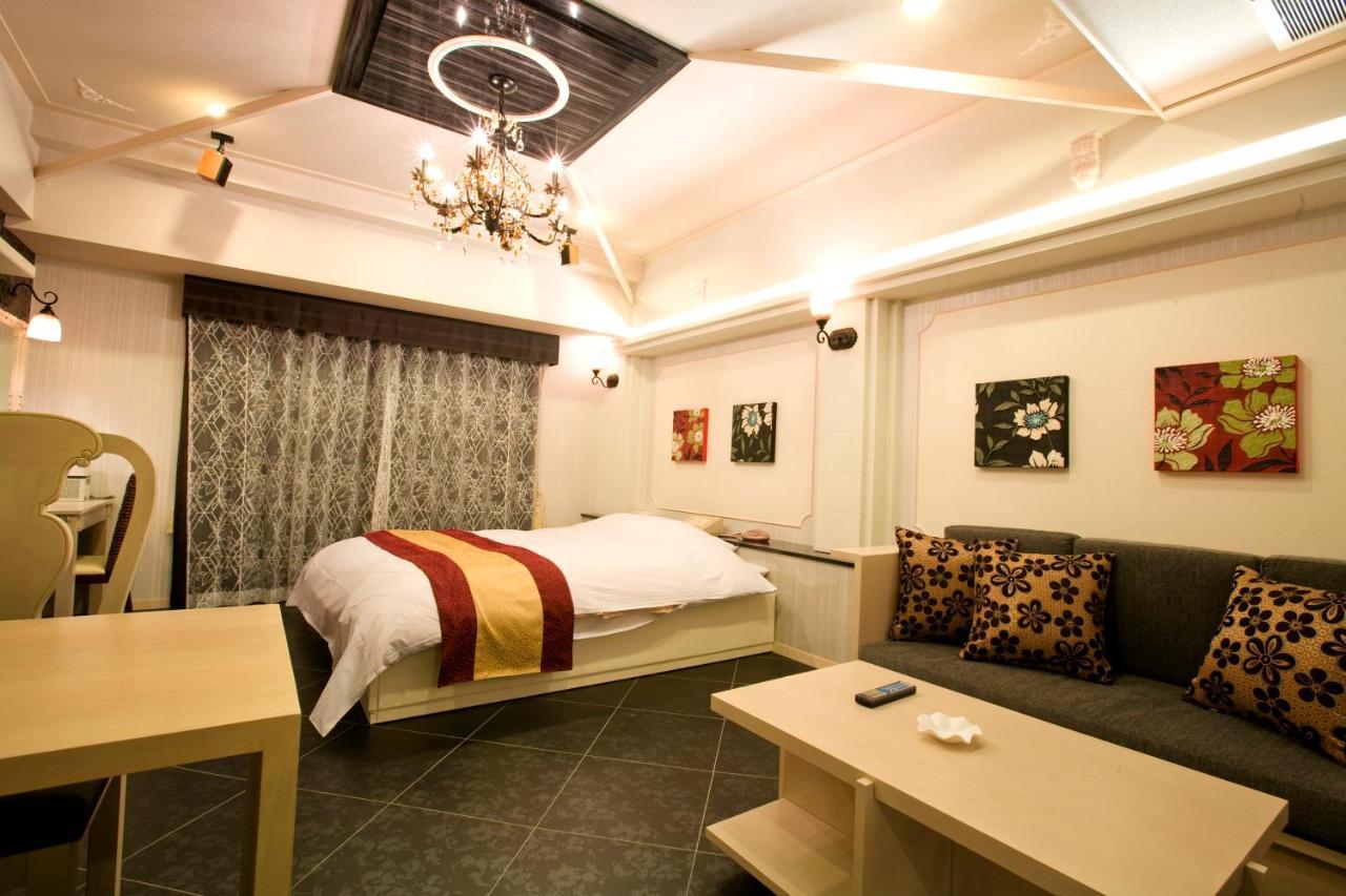 Hotel Bintang Pari Resort (Adults Only) Кобе Экстерьер фото