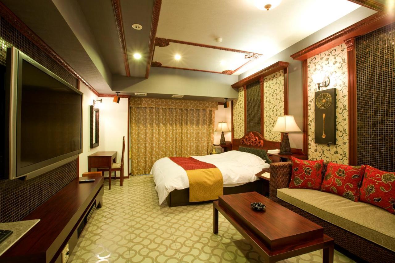 Hotel Bintang Pari Resort (Adults Only) Кобе Экстерьер фото